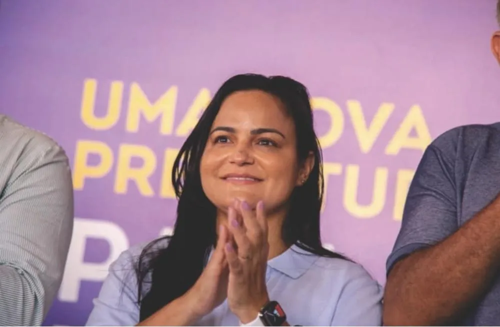 Débora Regis celebra avanço de Lauro de Freitas para nota B na Capag do Tesouro Nacional